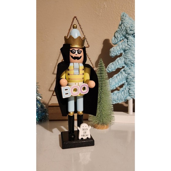 Halloween Christmas pastel black pumpkin nutcracker new with ghost BOO sign smal - Picture 1 of 11